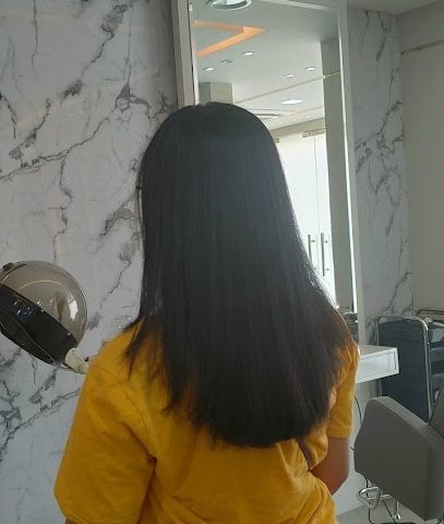 Melons Hair Bar- حلاق شعر للنساء - Seeb -