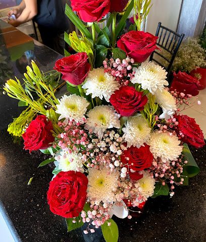 Roses & Gift Corner - Muscat - +968 9486 8608