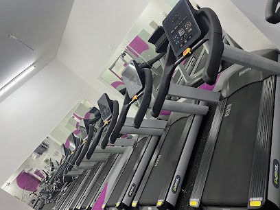 صالة رياضيه نسائيه بهلاء pump it up - W7XP+H8V - +968 9063 2776