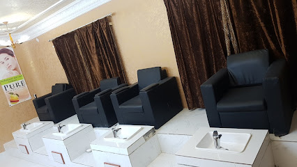 Suraya Beauty Point Salon صالون ثریا نقطة الجمال - Salalah -