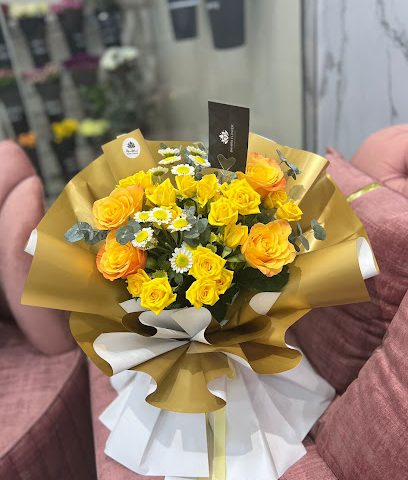BAHIRA FLOWERS | باهرة فلاورز للورد - Al Suwayq -