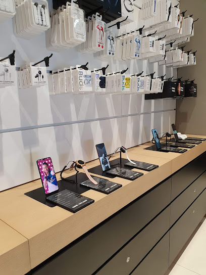 Samsung Store - Oman|Muscat|Muscat Expy Qurum City Centre Ground Level