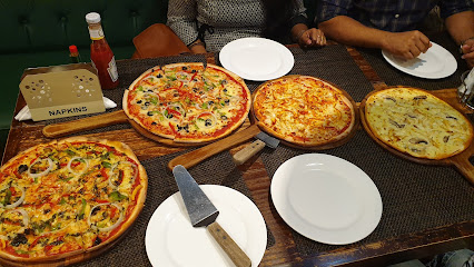 Italiano Pizzeria & Pasta مطعم ايتليانو - للماكولات الايطالية - Muscat - +968 24 560823