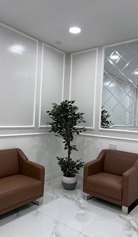 مركز أنارا ديرمادنت للجلدية والليزر والأسنان - Nizwa - +968 9320 5554