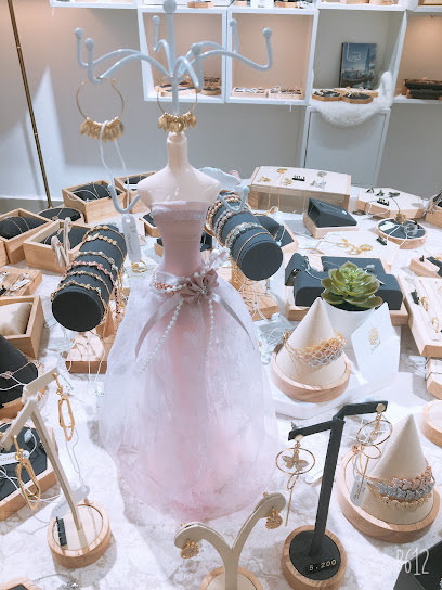 Tamarisk Jewelry تمريسك مجوهرات - Oman|Sohar|Al Nuzha St|CP53+J43