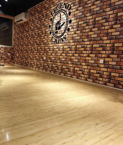 Legend Crew Studio - Seeb - +968 9926 8133