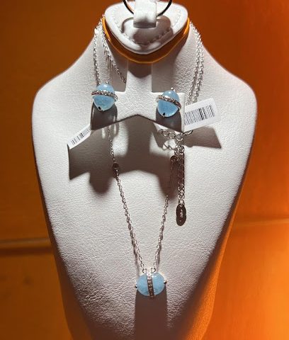 Choker jewelry and rose شوكر للمجوهرات والورد - Al Buraimi - +968 7710 0112
