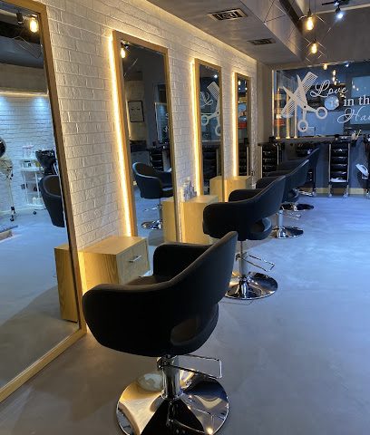 Blo and Go Express Styling Salon - Seeb - +968 24 551215