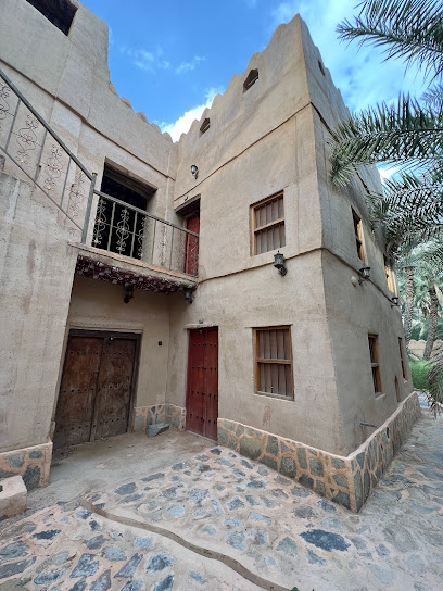 Mall Al Dakhil House/بيت مال الداخل - Oman|Al Hamra|Unnamed Road|479M+8XX