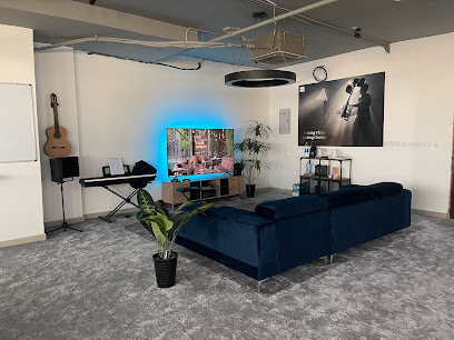 Twelve Creative - Seeb - +968 7722 0711
