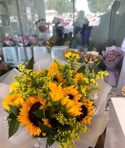 The Flower Warehouse مستودع الزهرة - Seeb - +968 9849 8191