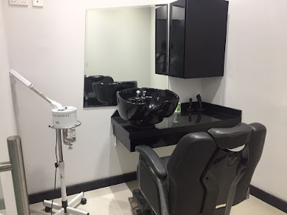 BLADE صالون بليد للحلاقة - Muscat - +968 9311 1193