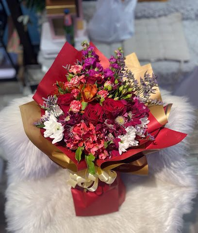 ياس للزهور والهدايا - Seep - +968 9111 4035