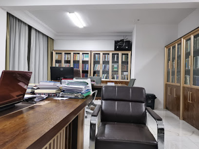 مكتب الدكتور داود الخروصي للمحاماة والاستشارات القانونية - فرع نزوى - Nizwa - +968 9522 1778