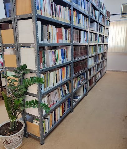 مكتبة بدية العامة - Bidiyah - +968 9599 6674