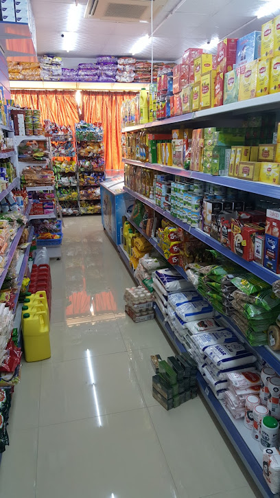 Qashroub Commercial Market - Oman|Salalah|Al Imam Ash Shafiy St|3563+4XV