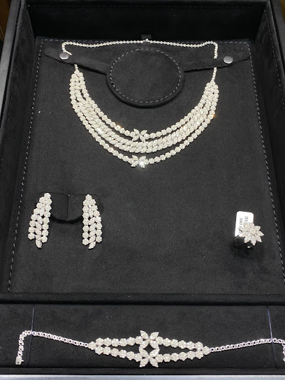 JEWELLERY 4C'S مجوهرات - Oman|Muscat|Bawshar St