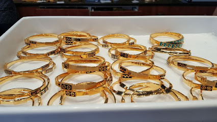 الرميزان للذهب والمجوهرات - Al Romaizan goold & Jewelery - Seeb - +968 24 420416