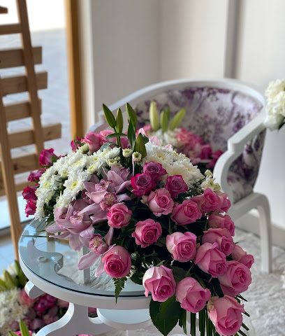 Lavender Rose لاڤندر روز للزهور والشوكولاتة - Sur - +968 9616 8800